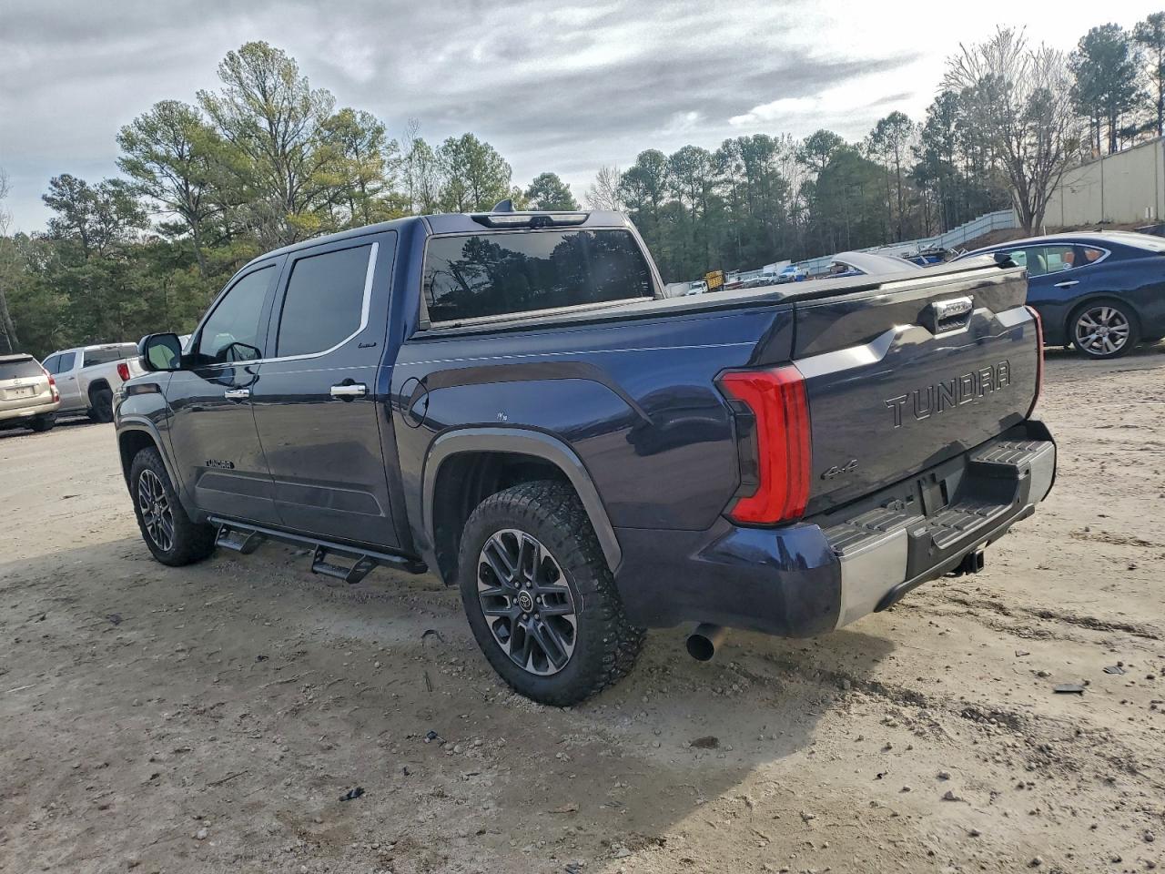 2024 TOYOTA TUNDRA CREWMAX LIMITED photo 3