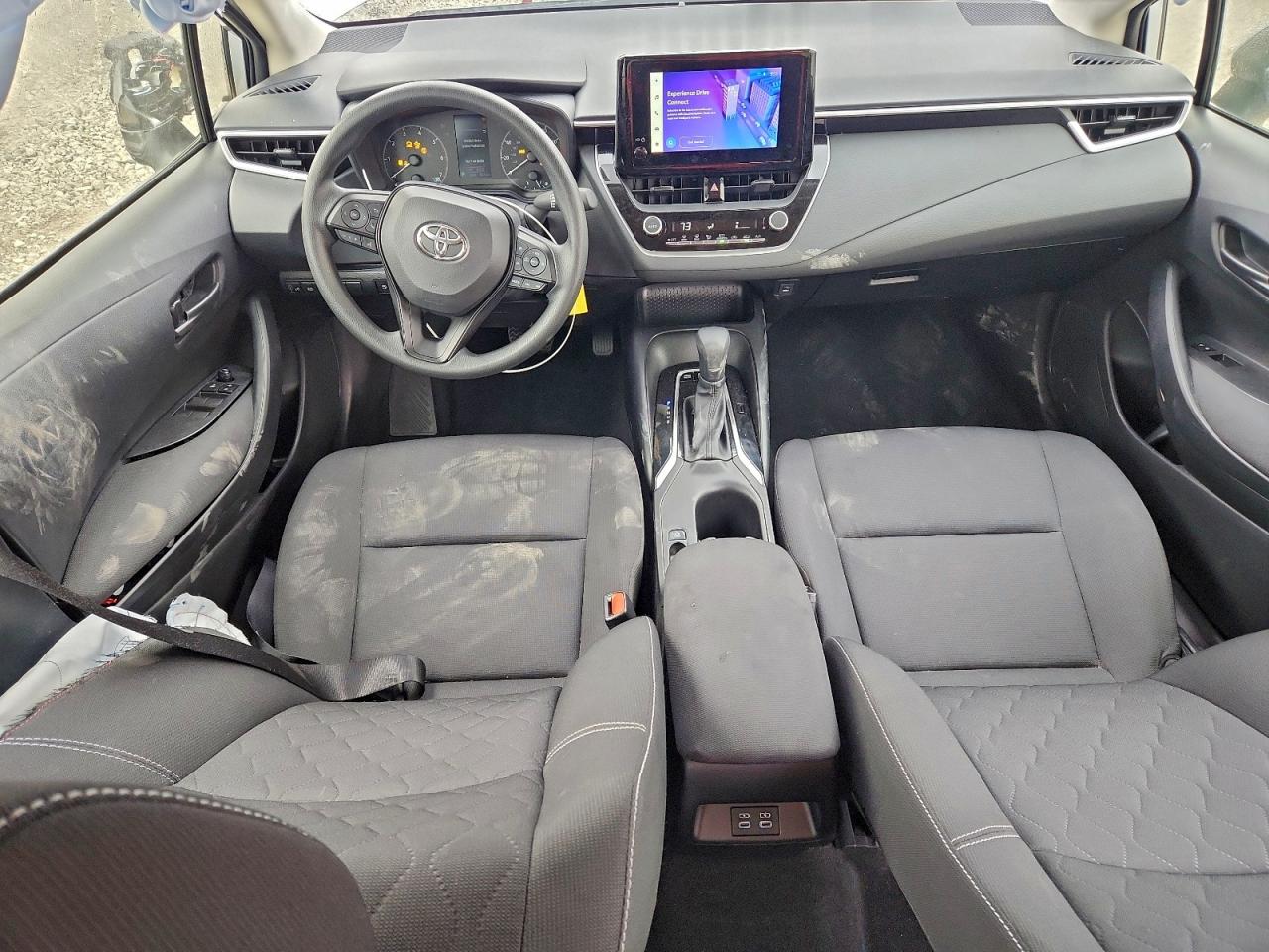 2025 TOYOTA COROLLA LE photo 22