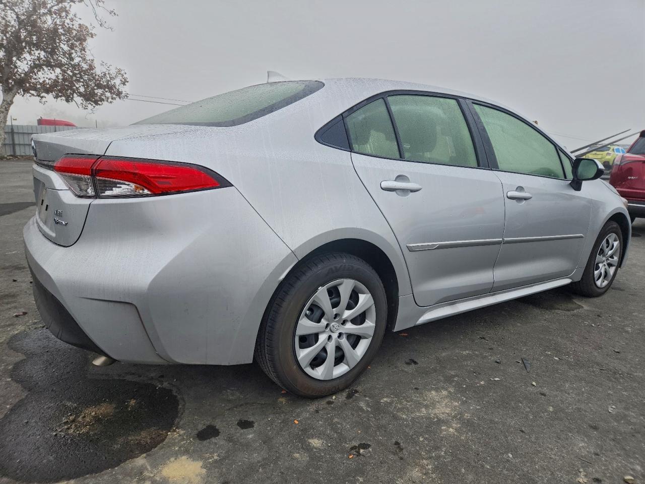 2025 TOYOTA COROLLA LE photo 7