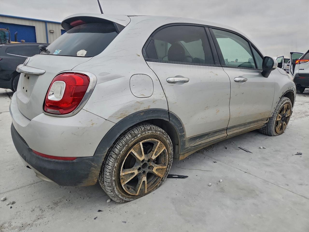 2016 FIAT 500X EASY photo 3