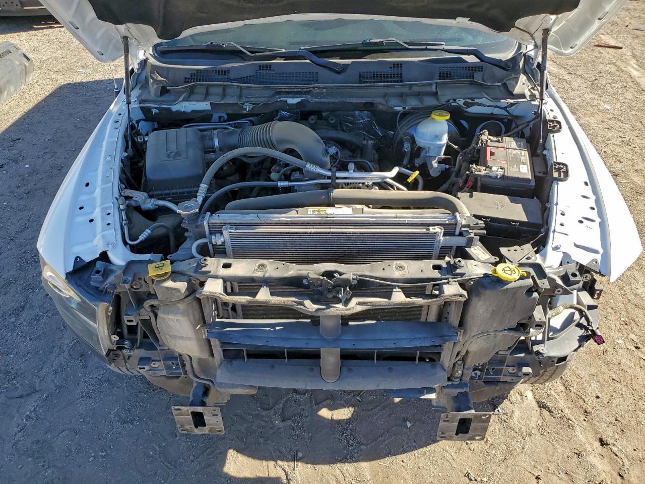 2021 RAM 1500 CLASSIC SLT photo 31