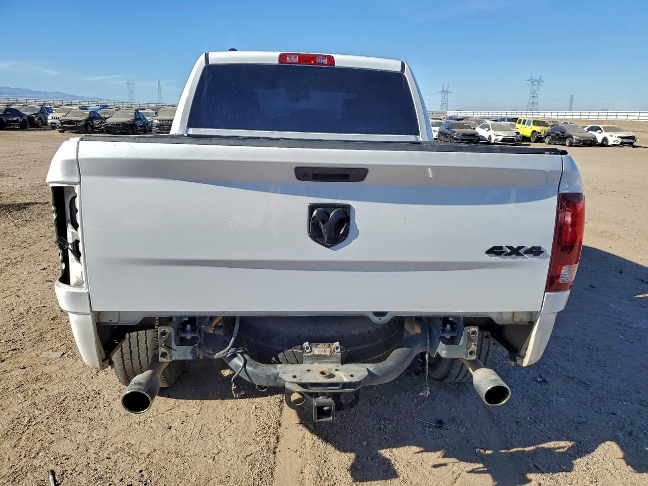 2021 RAM 1500 CLASSIC SLT photo 16