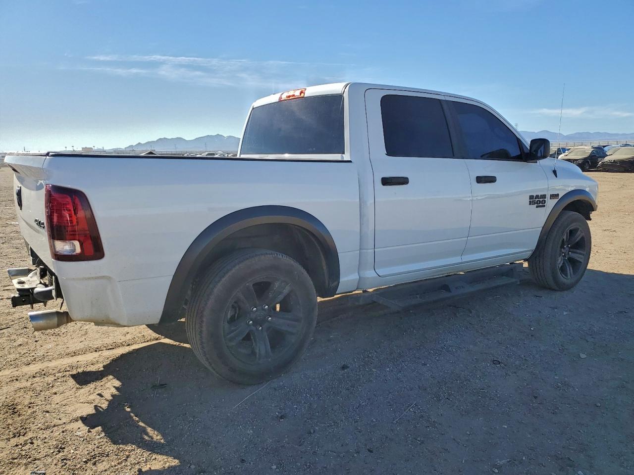 2021 RAM 1500 CLASSIC SLT photo 7