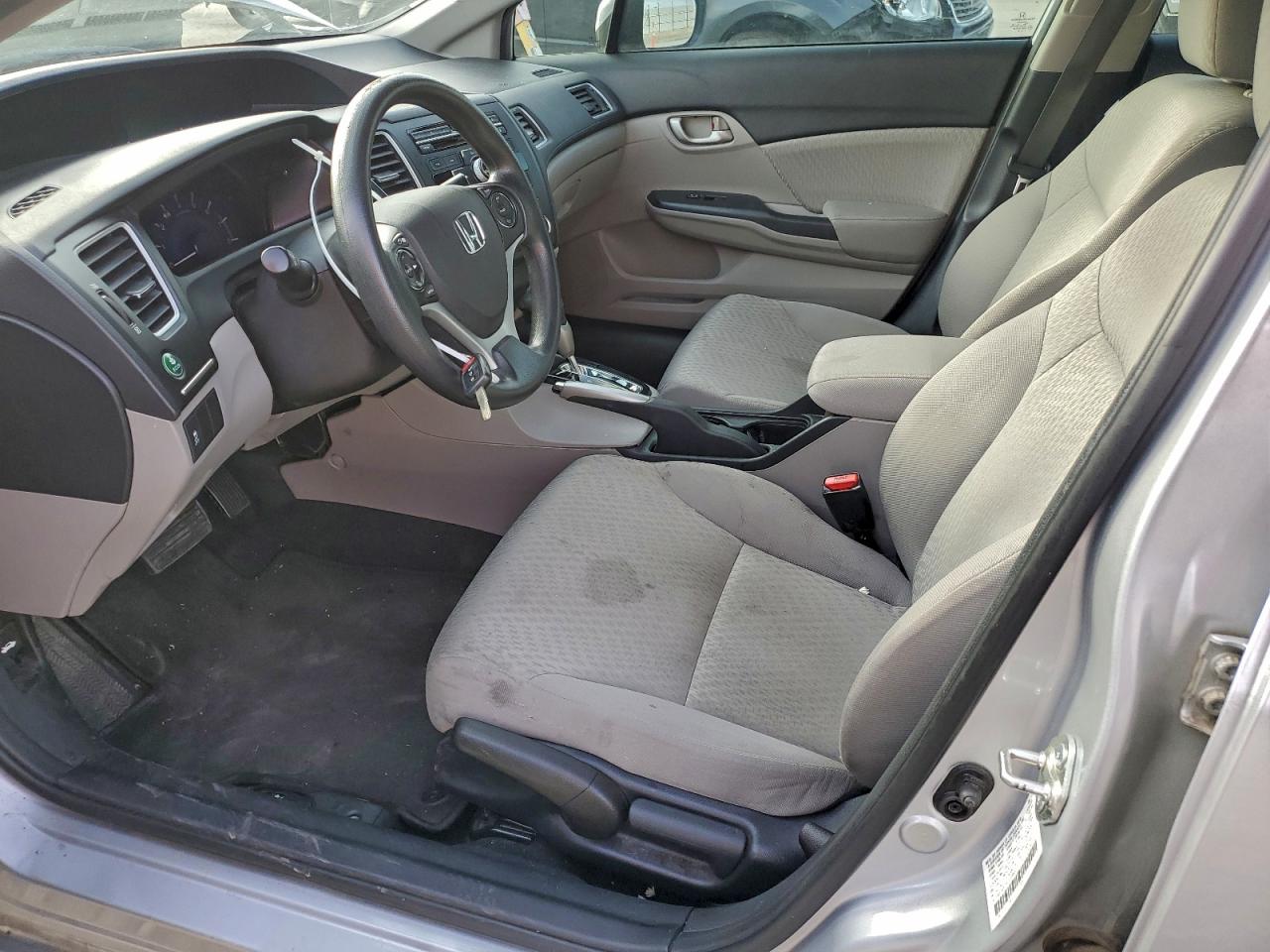 2015 HONDA CIVIC LX photo 19