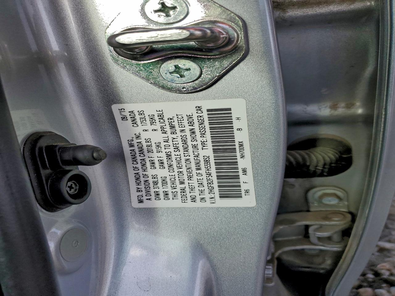 2015 HONDA CIVIC LX photo 34