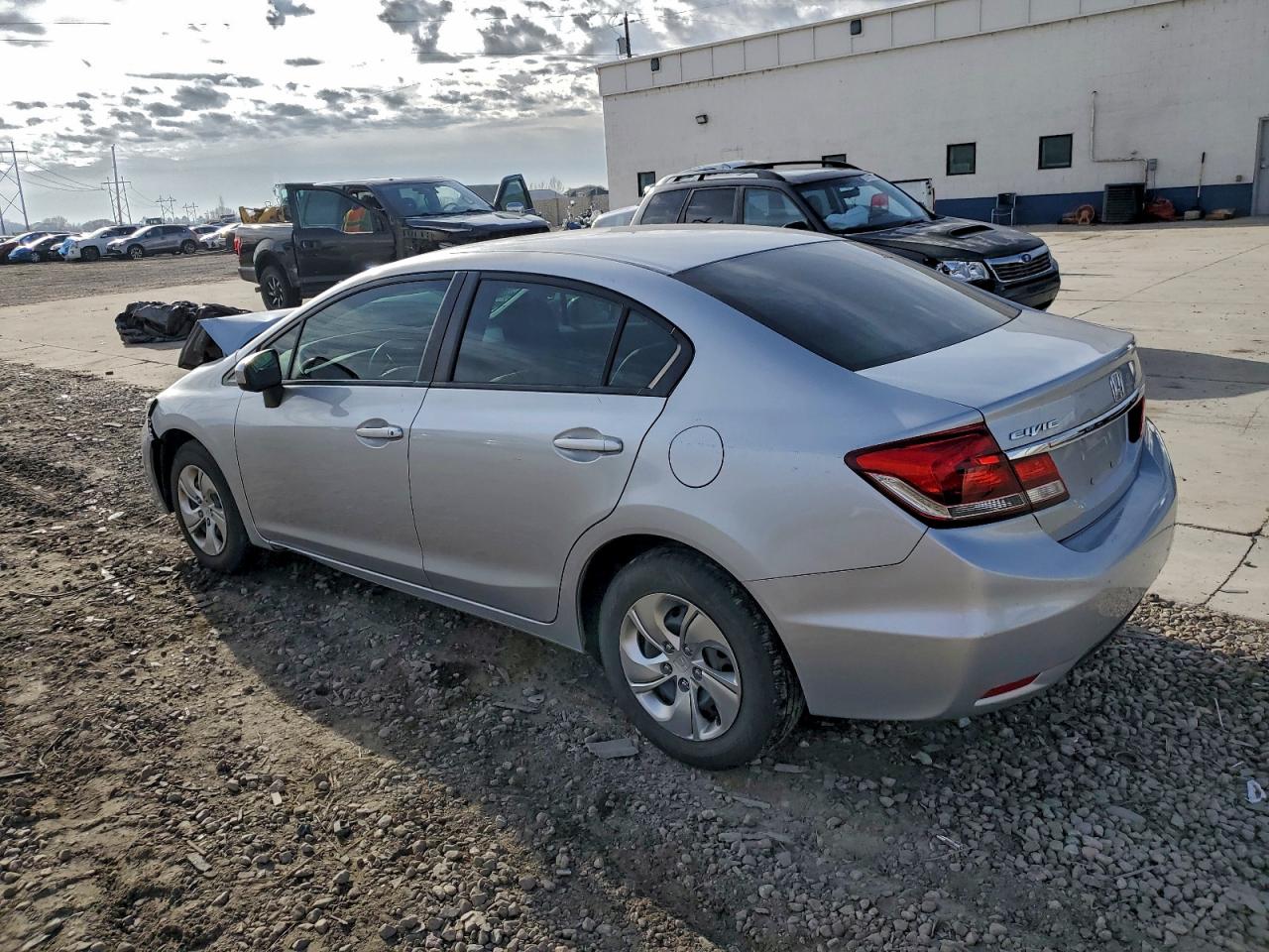 2015 HONDA CIVIC LX photo 4