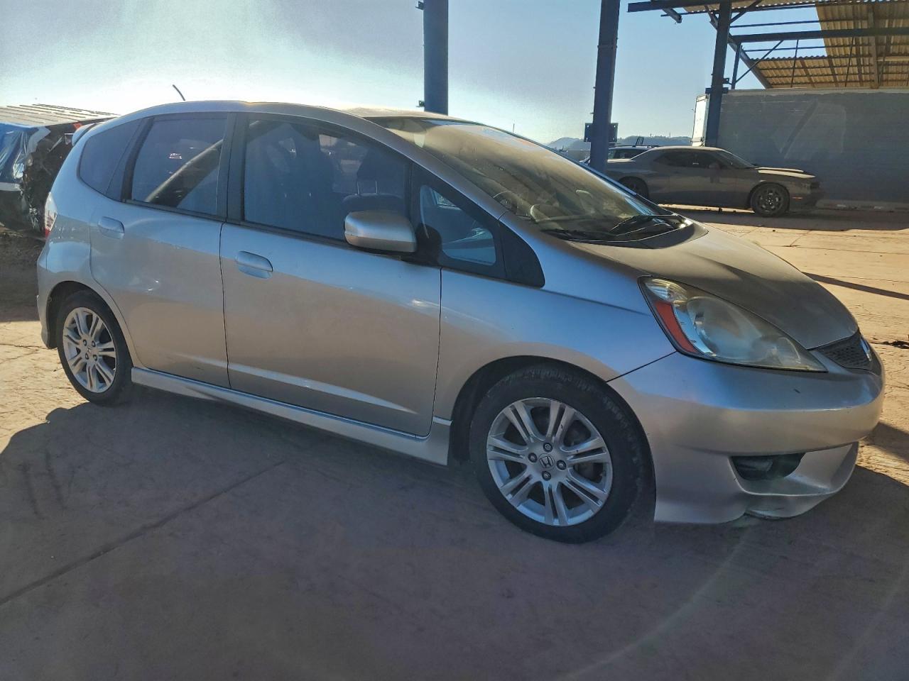 2011 HONDA FIT SPORT photo 10
