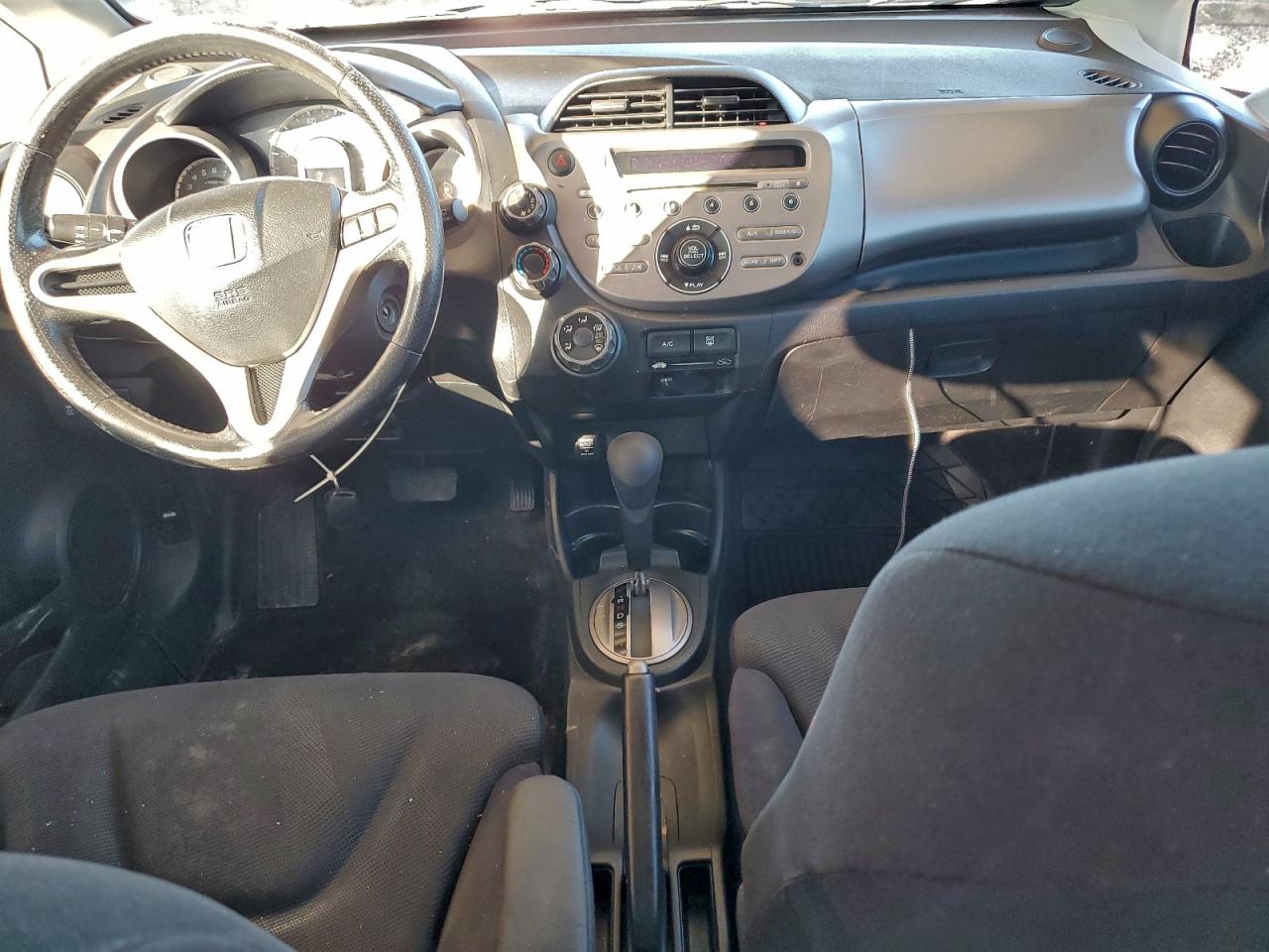 2011 HONDA FIT SPORT photo 22