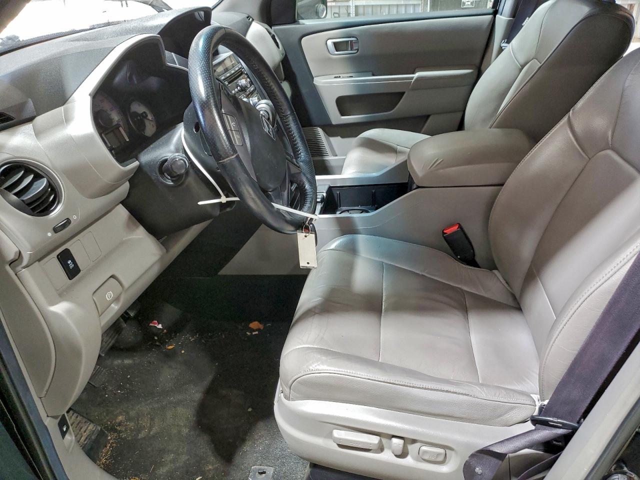 2012 HONDA PILOT EXL photo 7