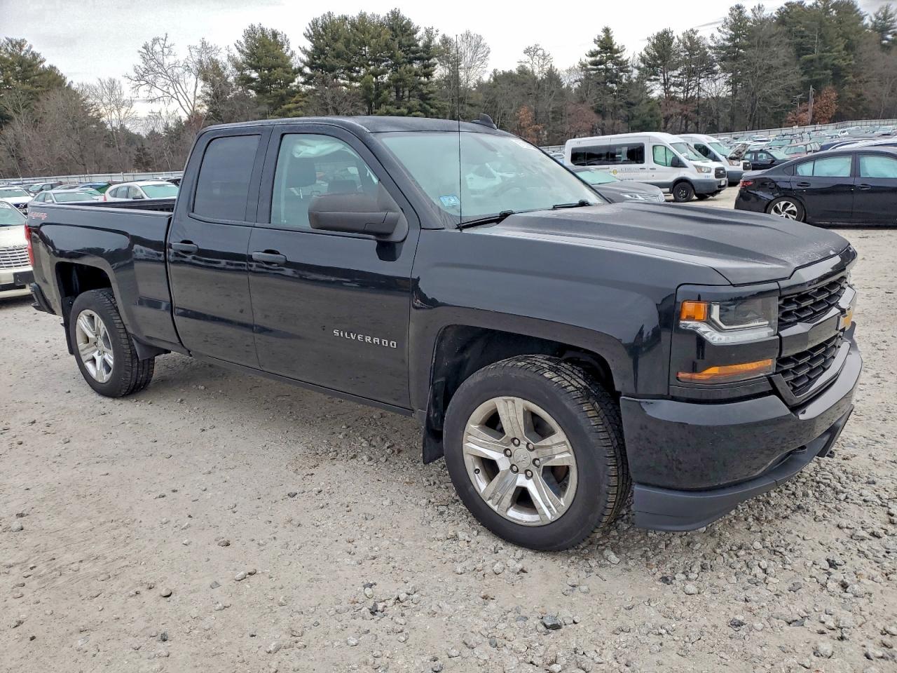 2016 CHEVROLET SILVERADO K1500 CUSTOM photo 4