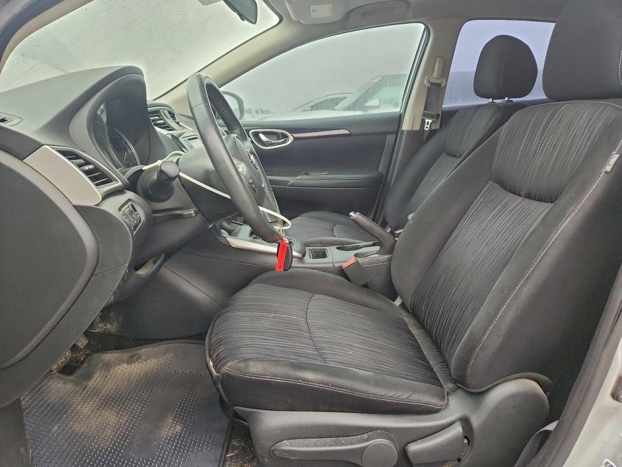 2017 NISSAN SENTRA S photo 13