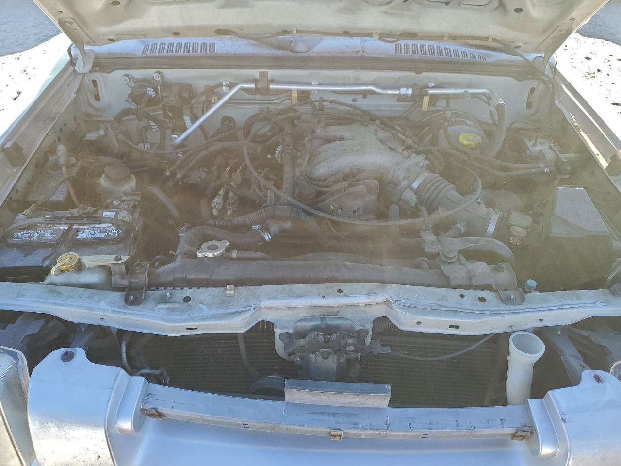 2001 NISSAN FRONTIER CREW CAB XE photo 21