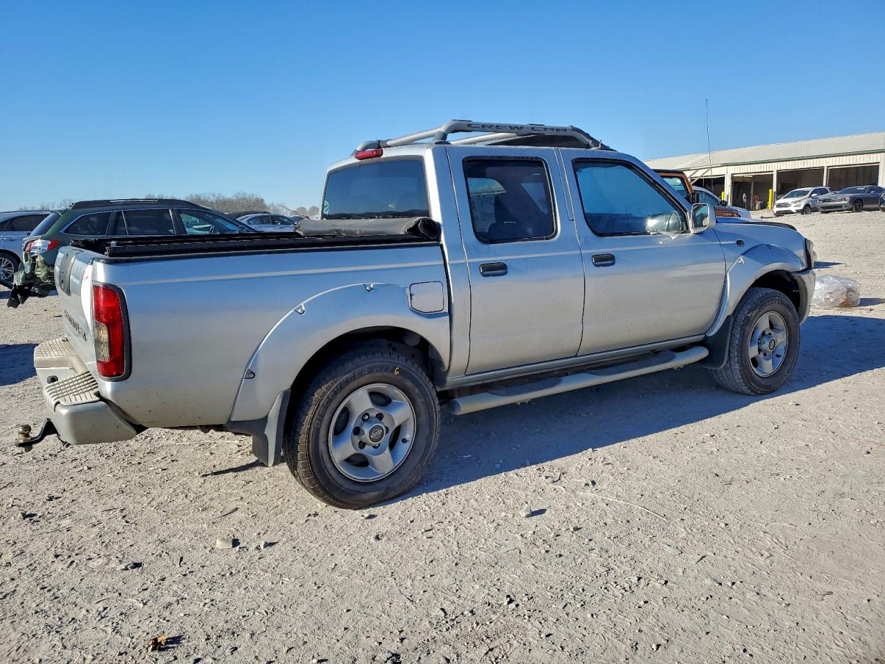 2001 NISSAN FRONTIER CREW CAB XE photo 5