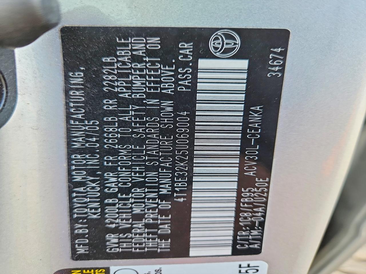 2005 TOYOTA CAMRY LE photo 25