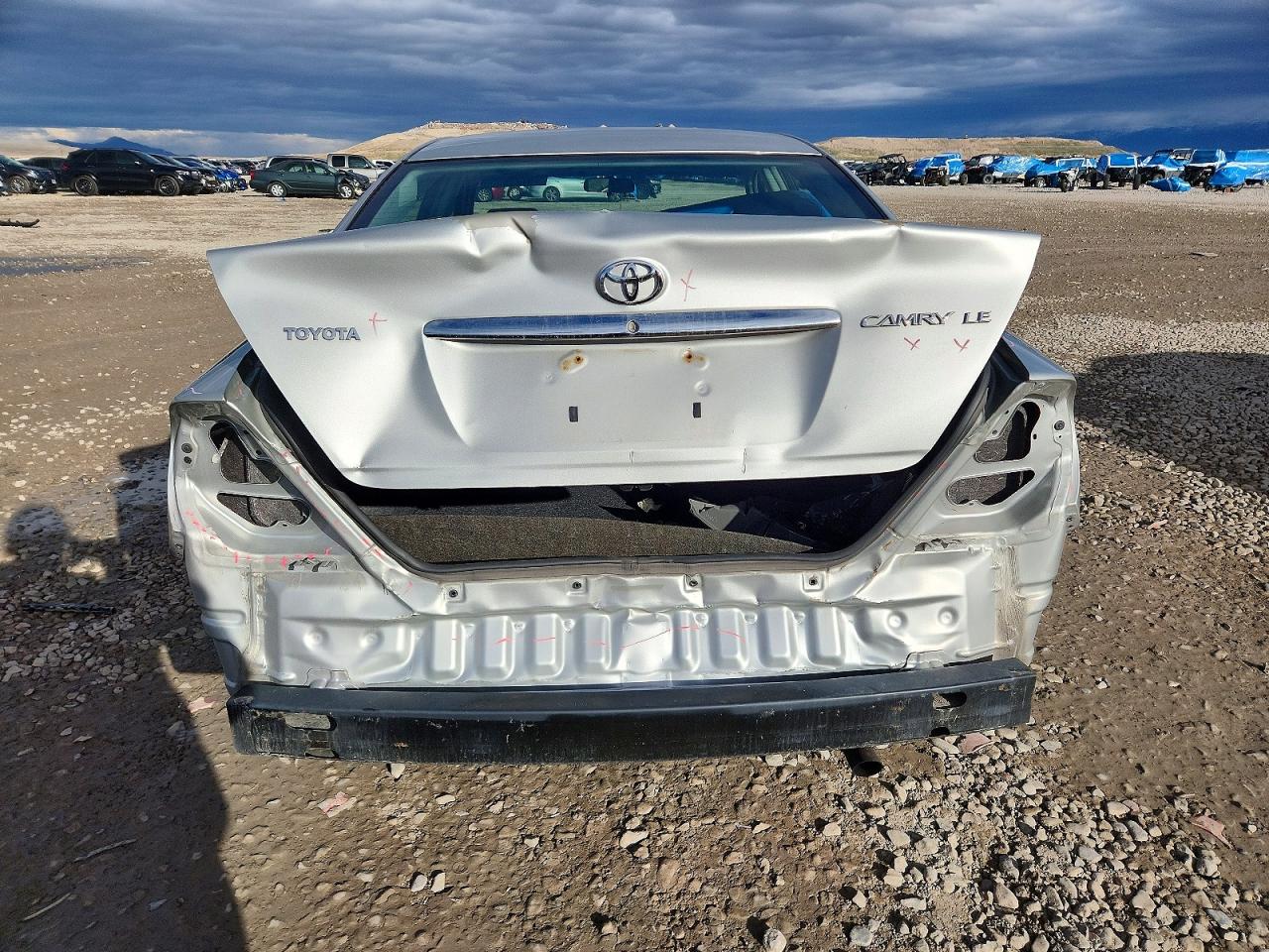 2005 TOYOTA CAMRY LE photo 11