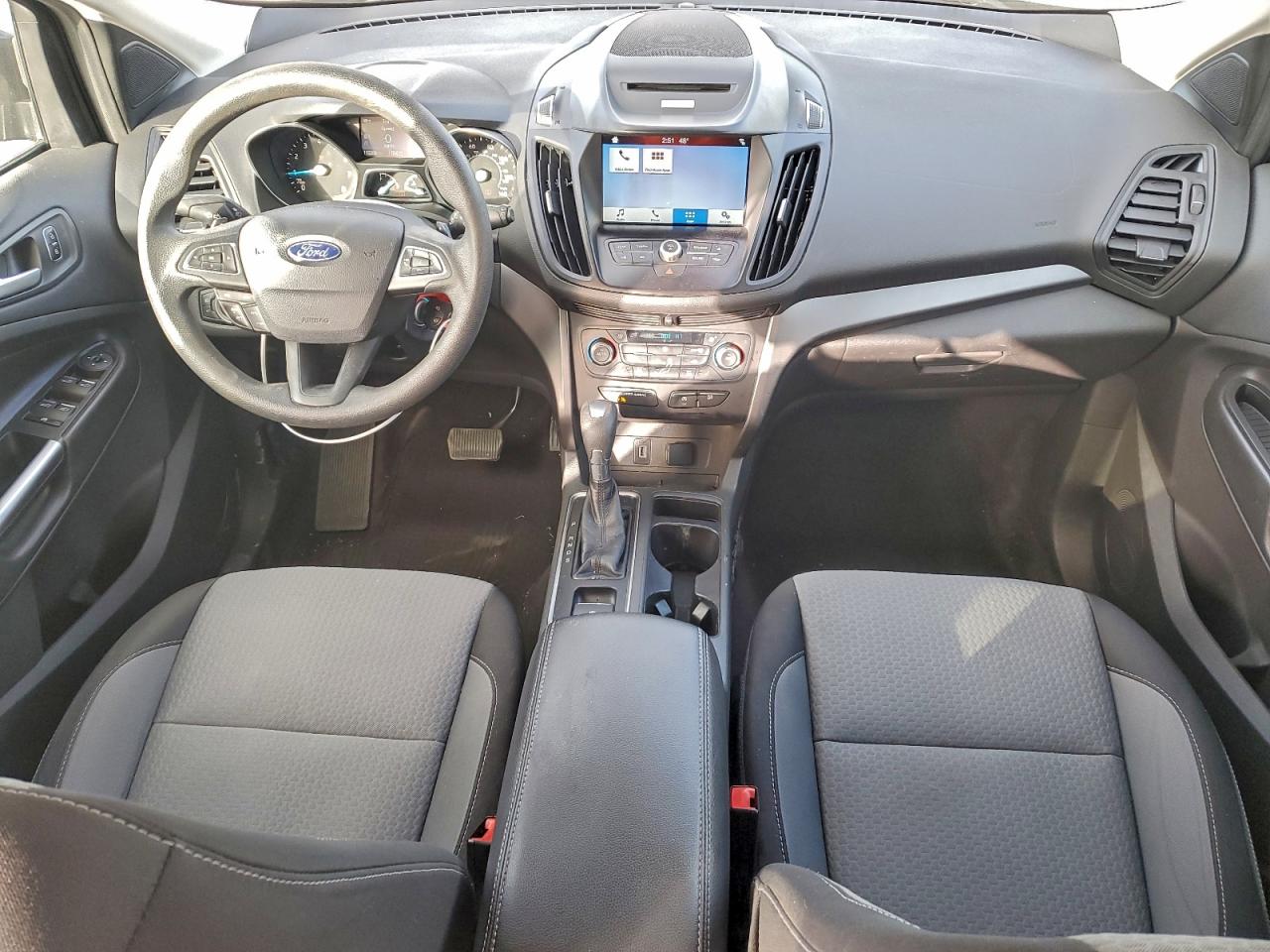 2017 FORD ESCAPE SE photo 8