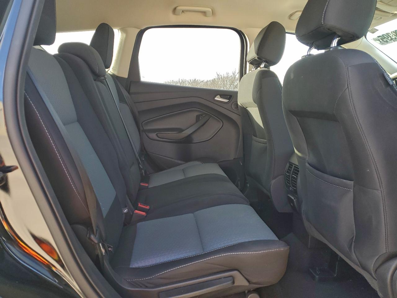 2017 FORD ESCAPE SE photo 11