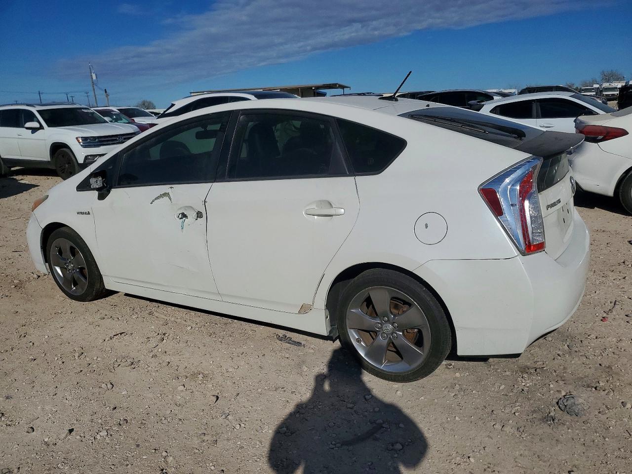 2013 TOYOTA PRIUS photo 4