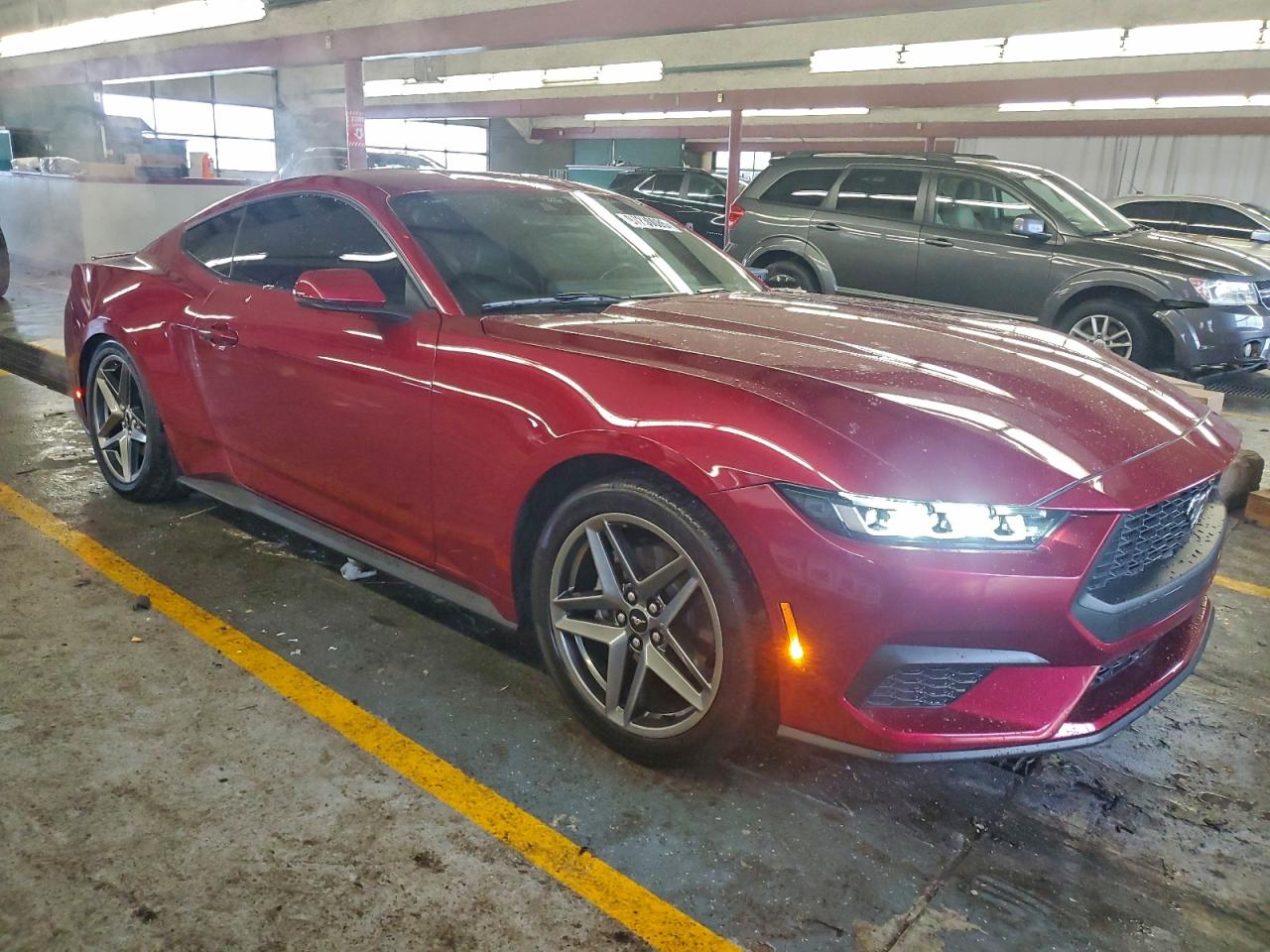 2025 FORD MUSTANG photo 10