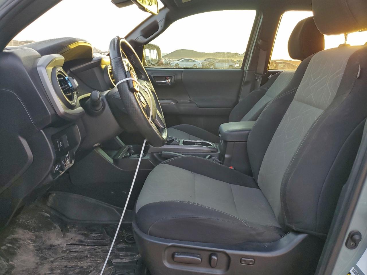 2022 TOYOTA TACOMA DOUBLE CAB photo 7