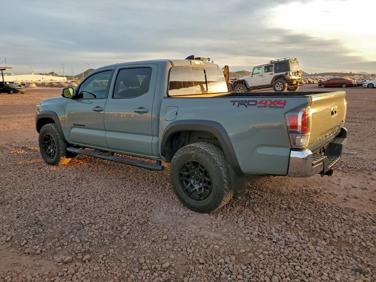 2022 TOYOTA TACOMA DOUBLE CAB photo 2