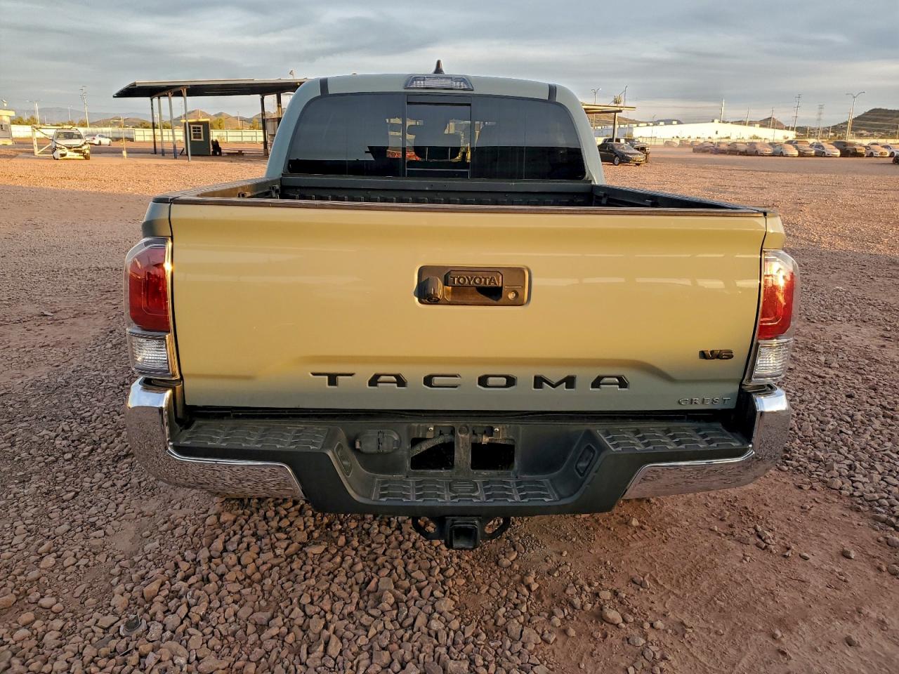 2022 TOYOTA TACOMA DOUBLE CAB photo 6