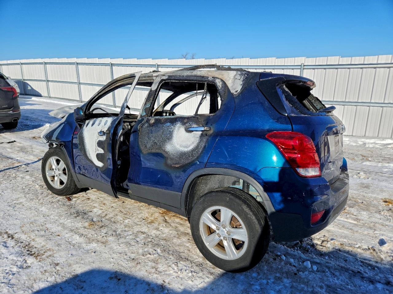 2020 CHEVROLET TRAX 1LT photo 3