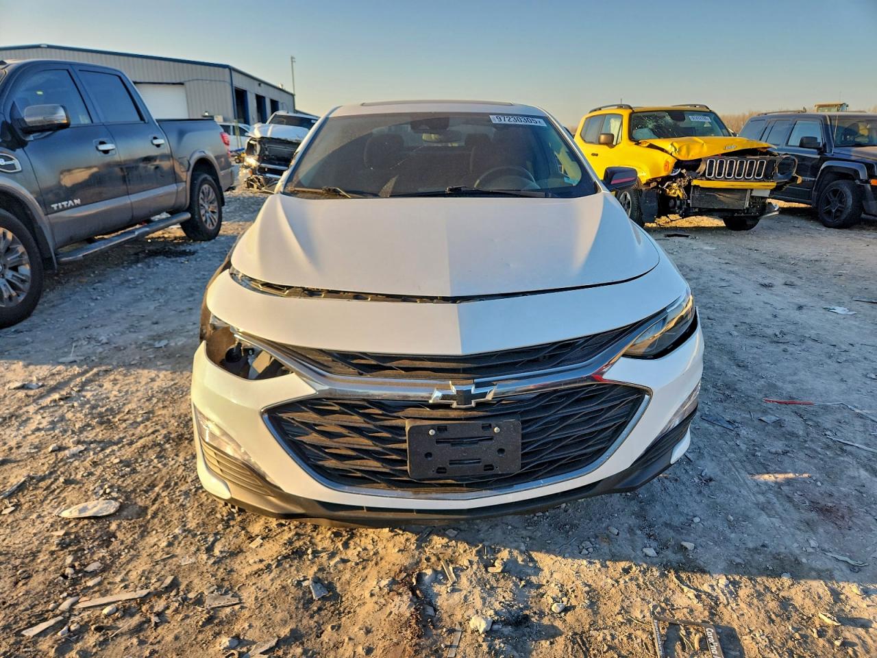 2023 CHEVROLET MALIBU LT photo 9