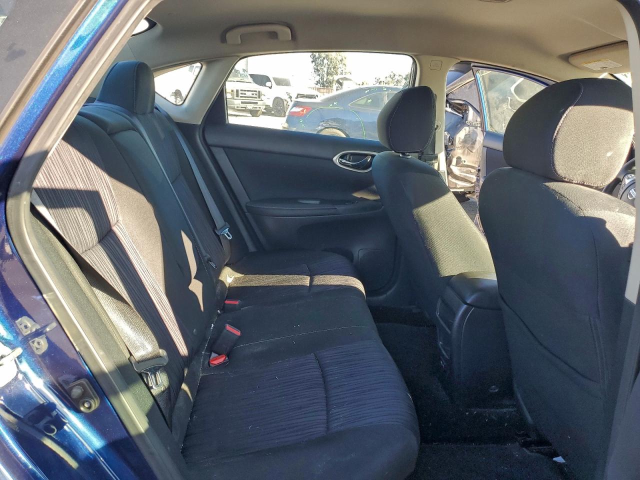 2019 NISSAN SENTRA S photo 10