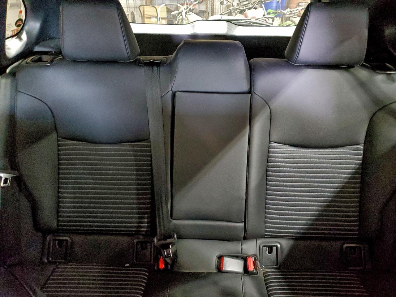 2024 TOYOTA COROLLA CROSS SE photo 19