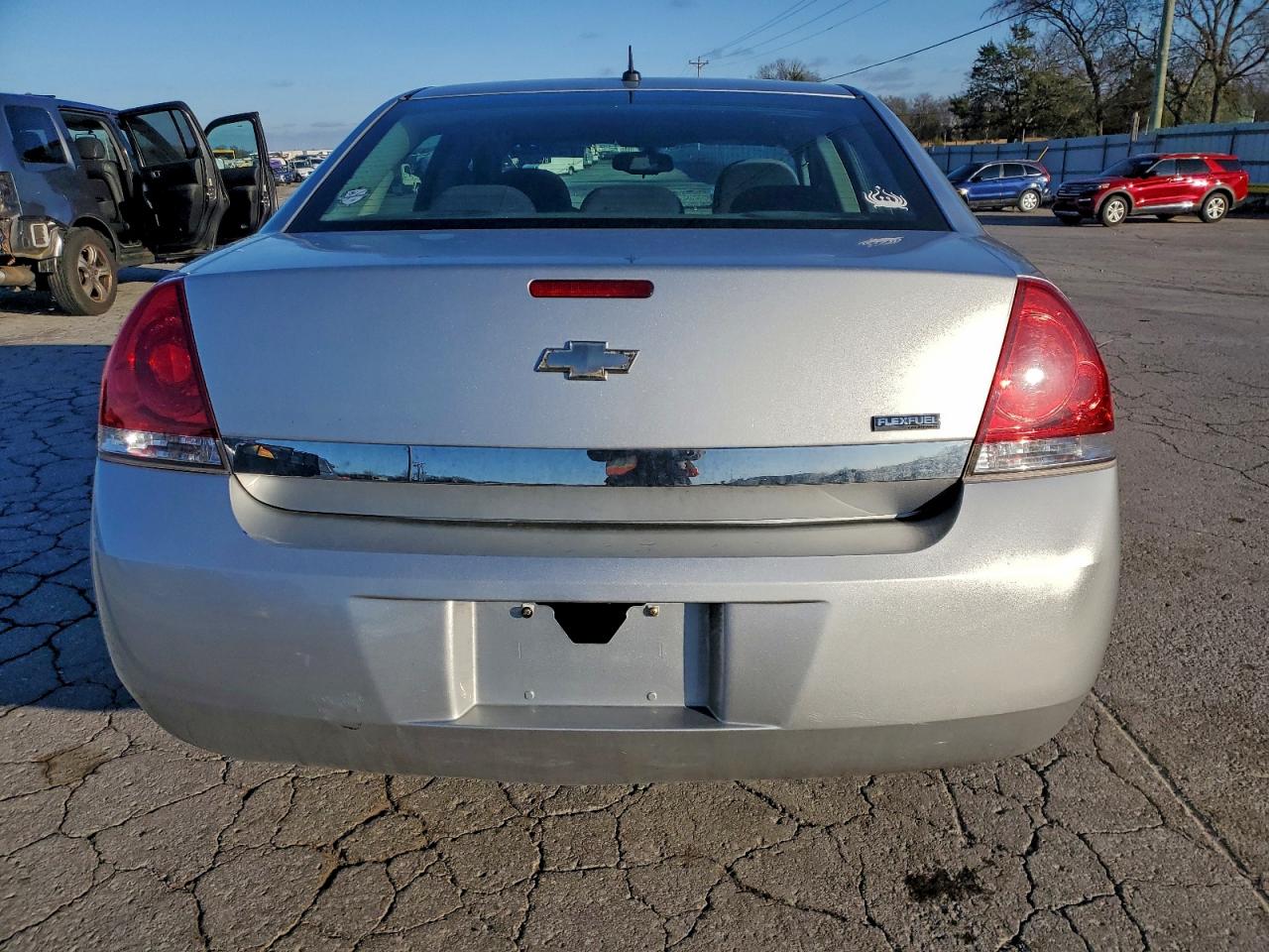 2010 CHEVROLET IMPALA LT photo 6