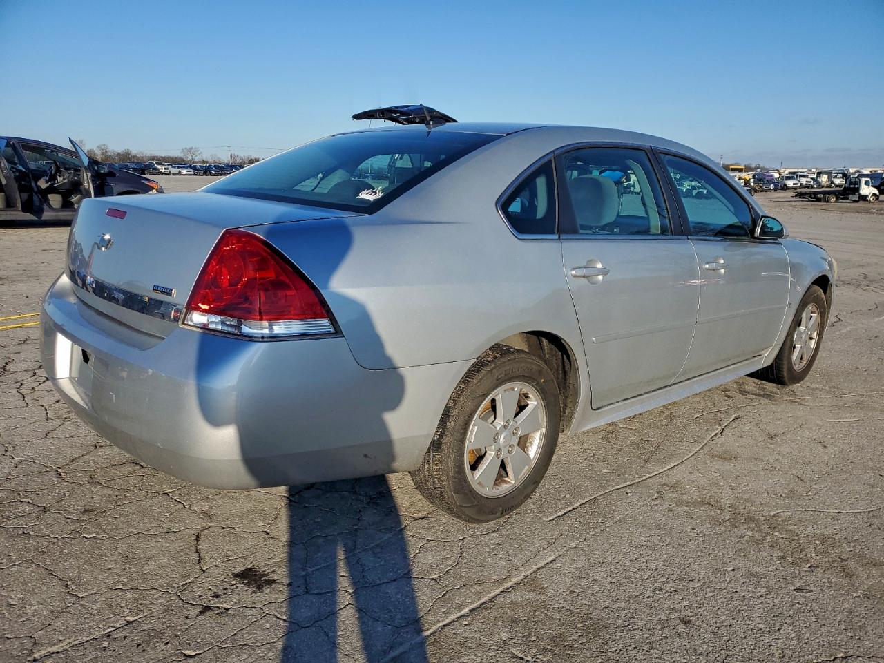 2010 CHEVROLET IMPALA LT photo 3