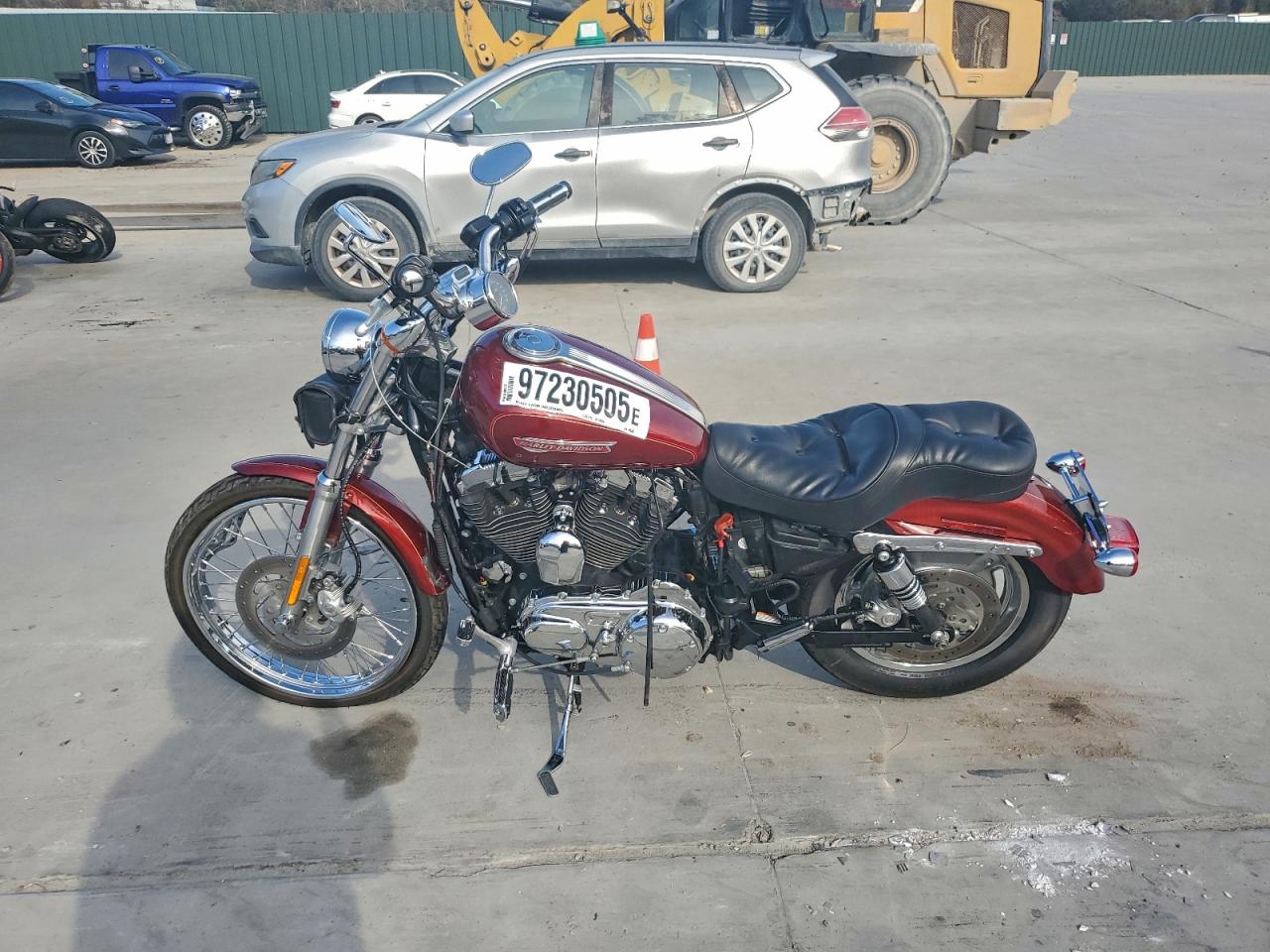 2009 HARLEY-DAVIDSON XL1200 C photo 3