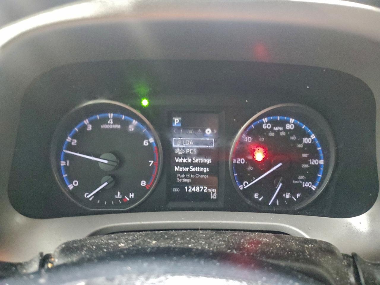 2017 TOYOTA RAV4 LE photo 9