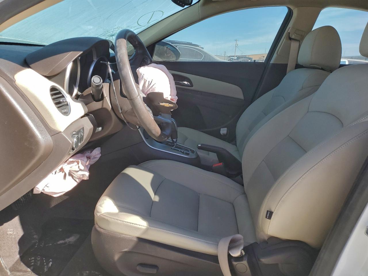 2016 CHEVROLET CRUZE LIMITED LT photo 13