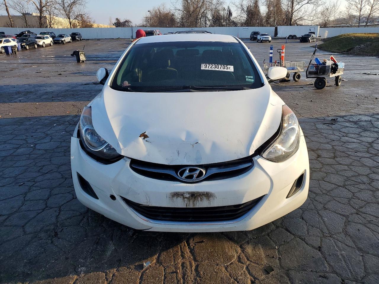 2013 HYUNDAI ELANTRA GLS photo 9