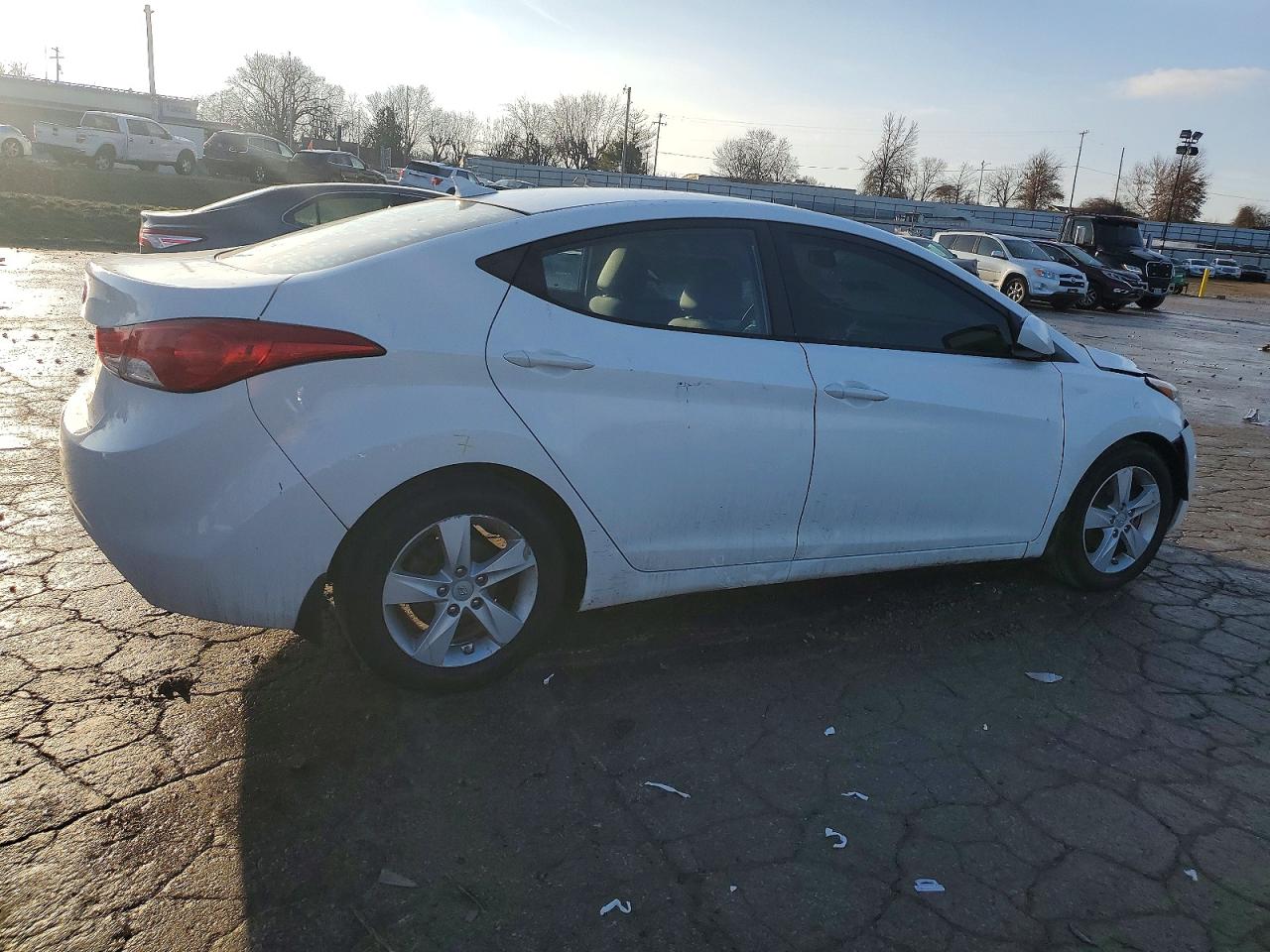 2013 HYUNDAI ELANTRA GLS photo 5