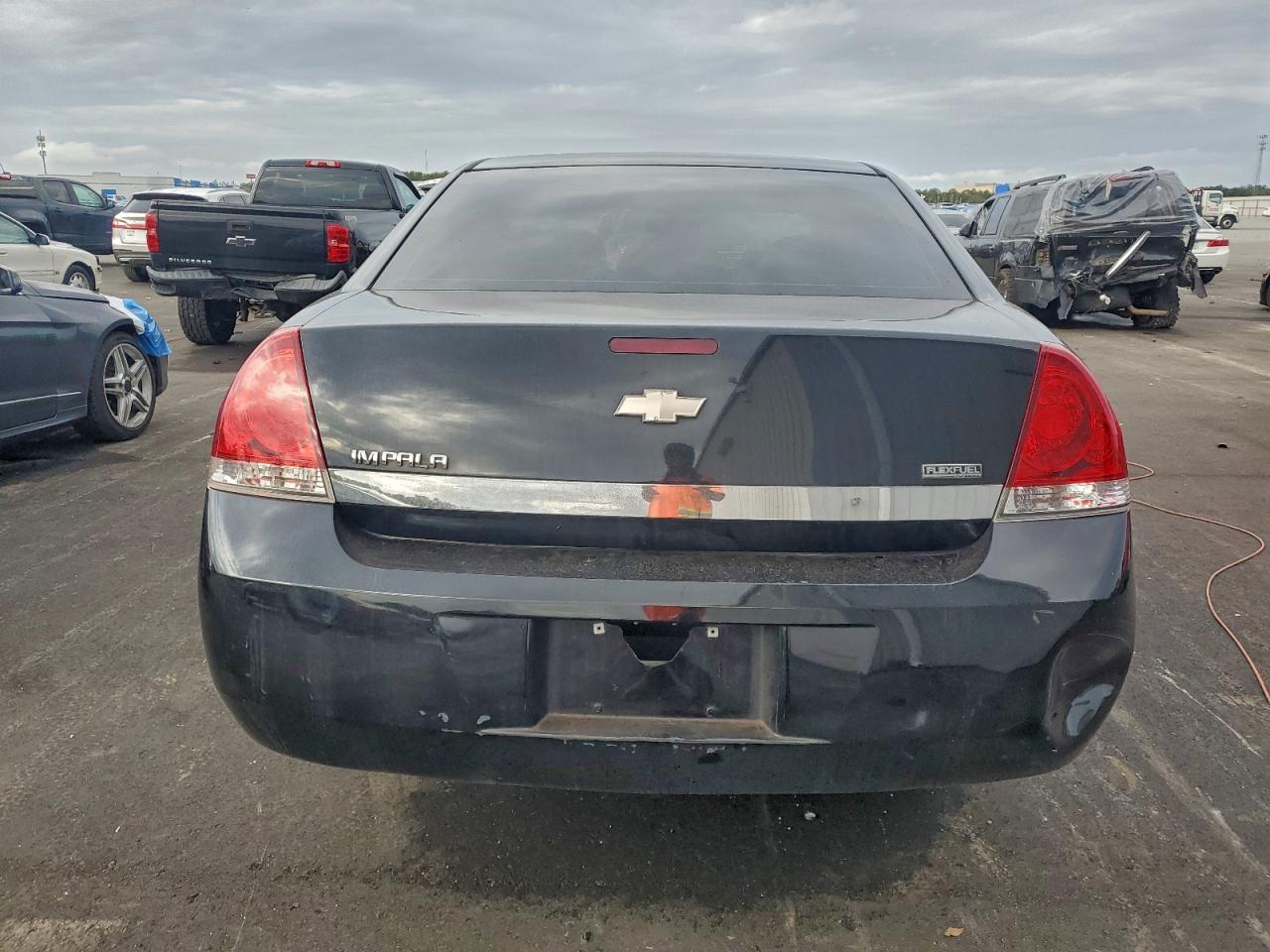 2011 CHEVROLET IMPALA LS photo 11