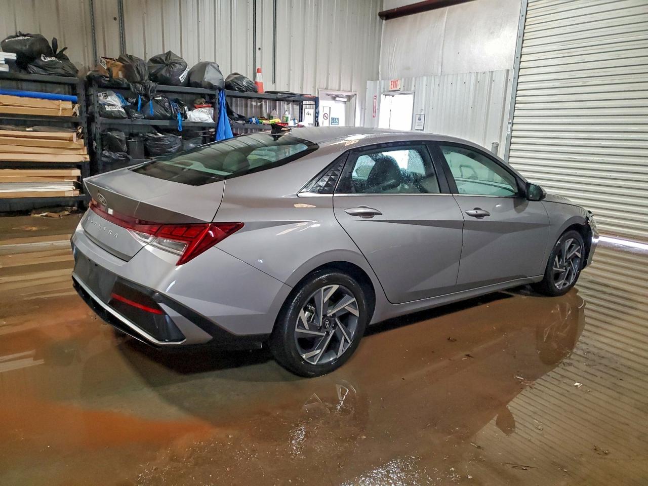 2025 HYUNDAI ELANTRA SEL photo 5