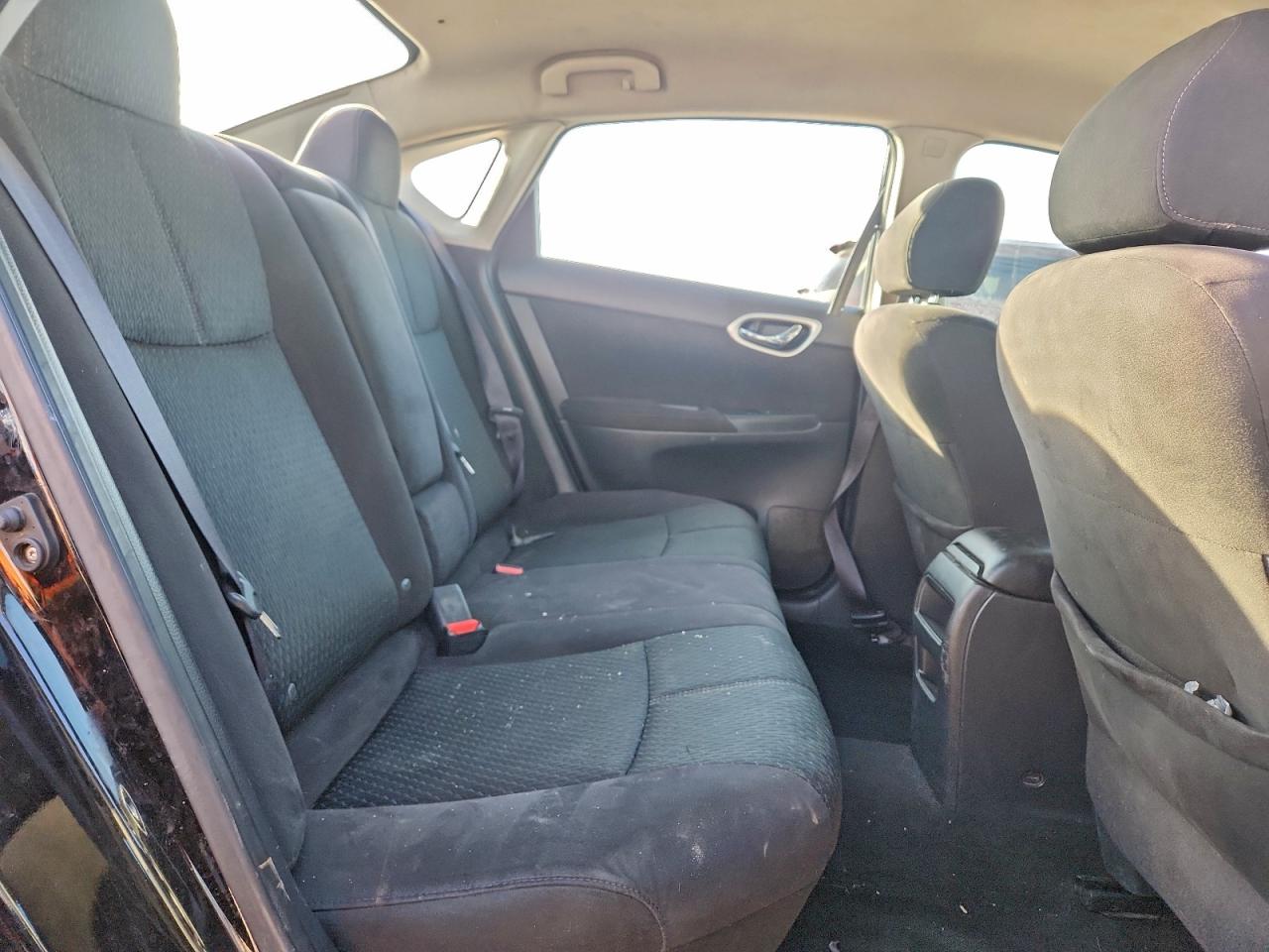 2014 NISSAN SENTRA S photo 10