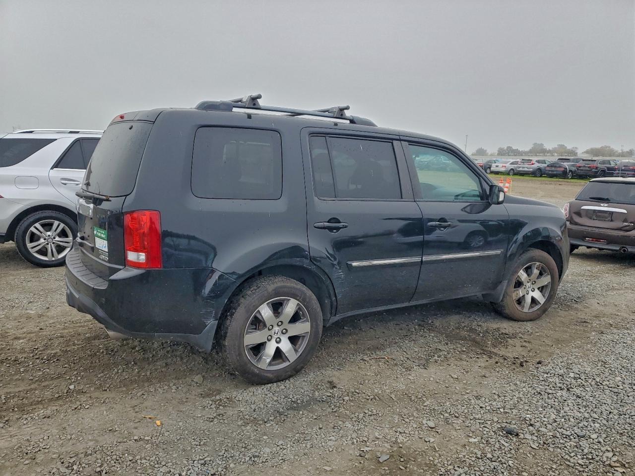 2013 HONDA PILOT TOURING photo 3