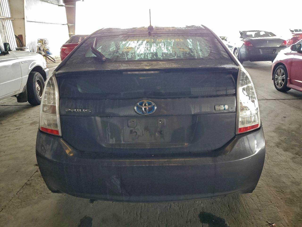 2010 TOYOTA PRIUS photo 6