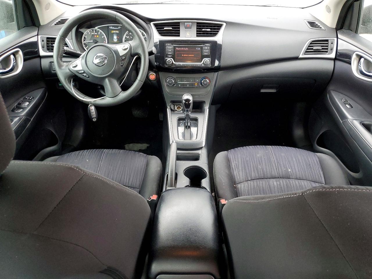 2017 NISSAN SENTRA photo 8