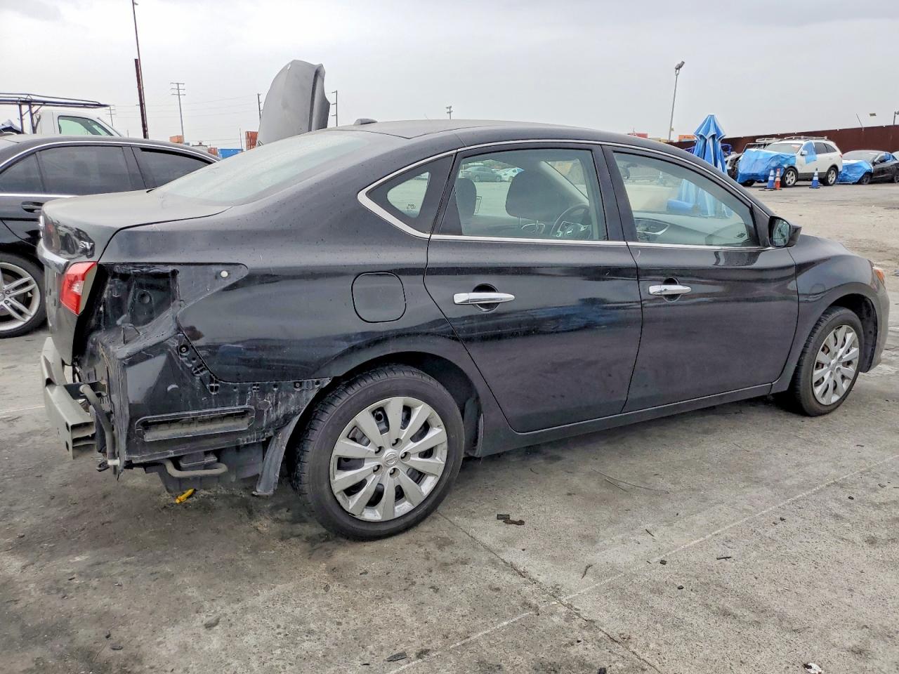 2017 NISSAN SENTRA photo 3