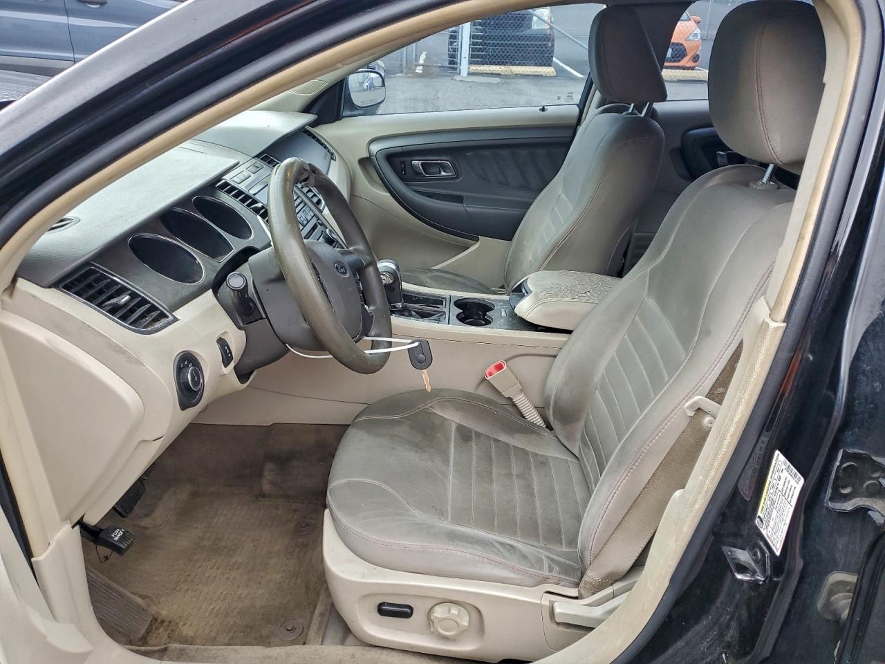2012 FORD TAURUS SE photo 7