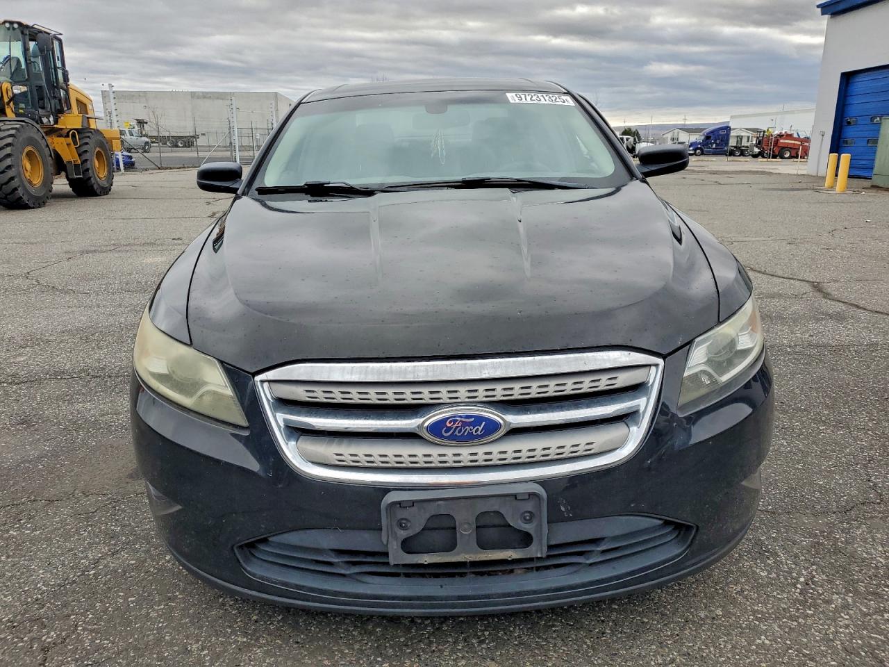 2012 FORD TAURUS SE photo 5