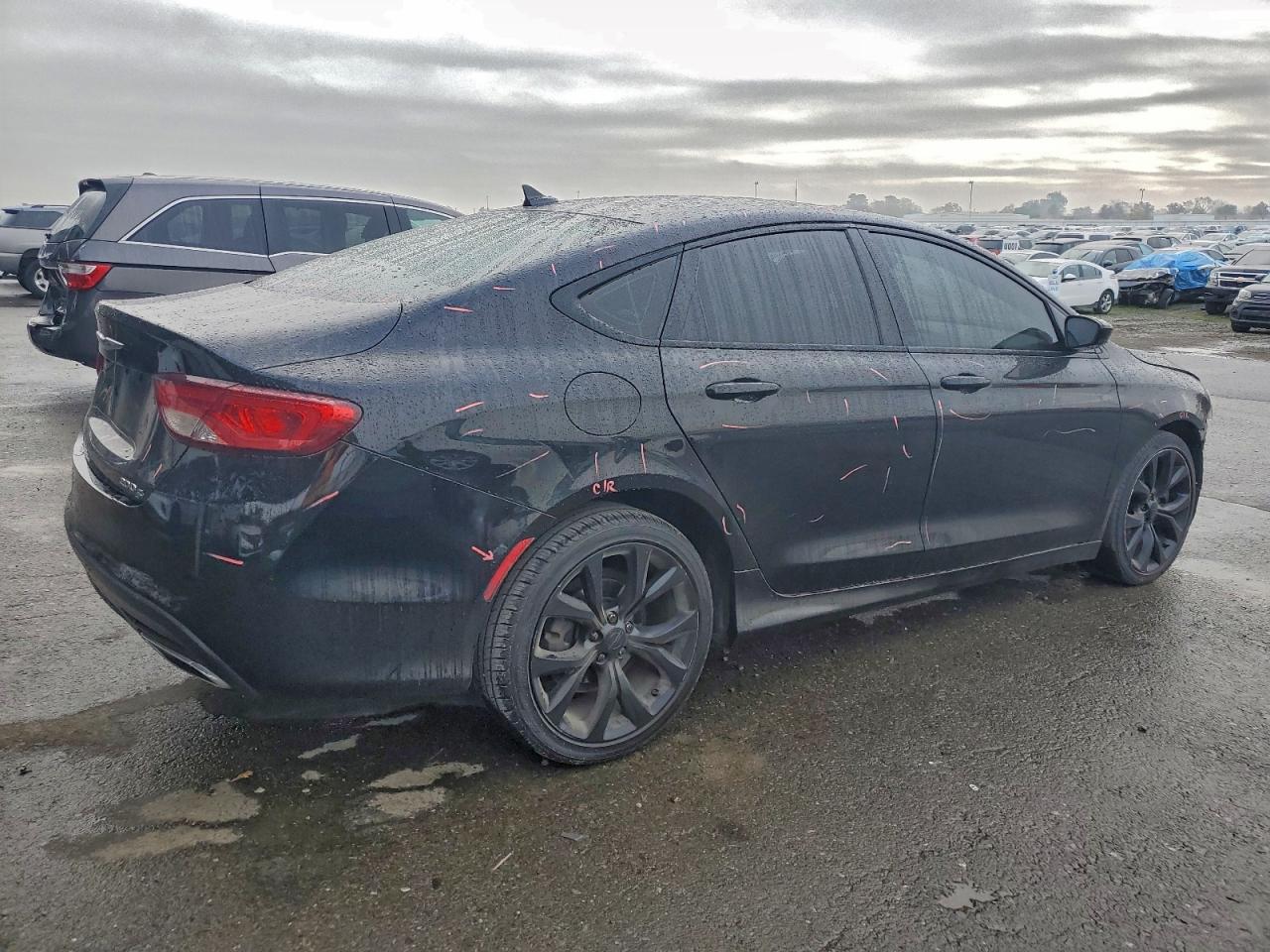 2016 CHRYSLER 200 S photo 5