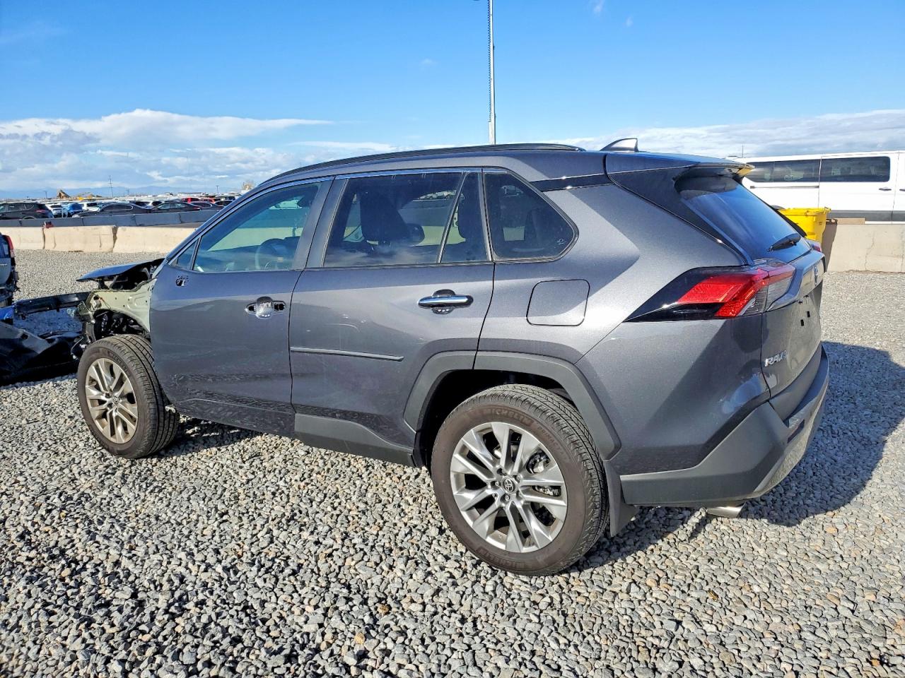 2025 TOYOTA RAV4 LIMITED photo 4