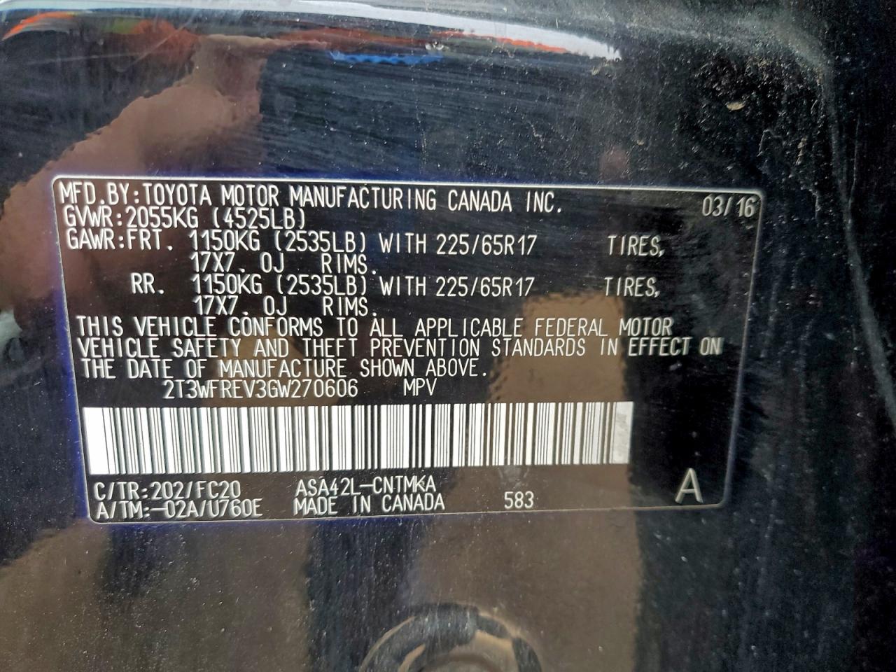 2016 TOYOTA RAV4 XLE photo 25