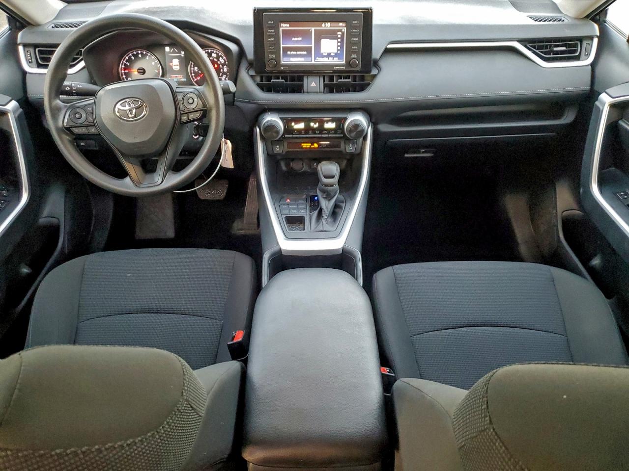 2022 TOYOTA RAV4 LE photo 22